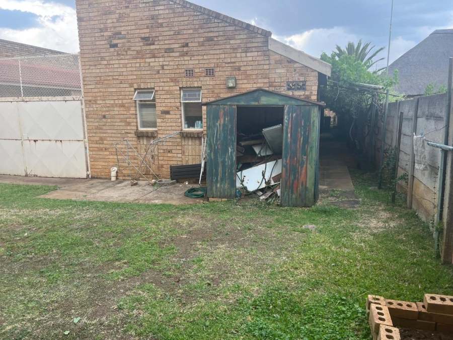5 Bedroom Property for Sale in Potchefstroom South North West